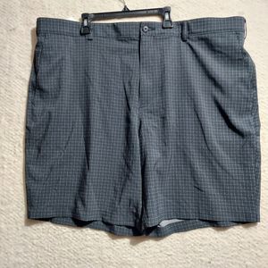 PGA Tour GOLF SHORTS Mens Size 44 Gray Check Button Zip Lightweight